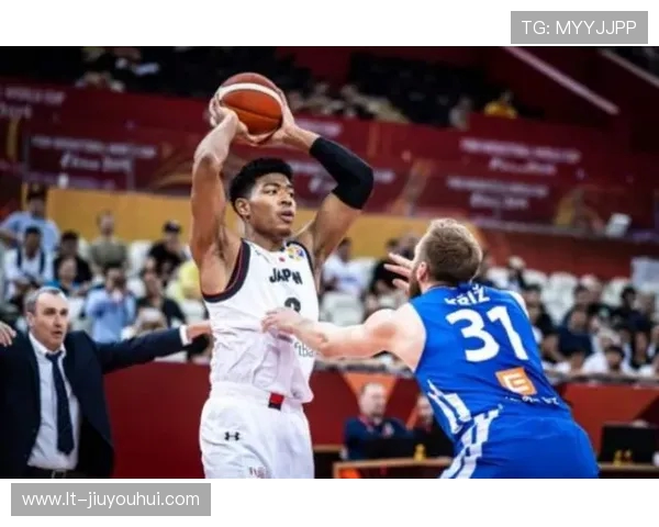 天才锋线崛起绿茵赛场巅峰对决谱写荣耀传奇之路 天才锋线崛起绿茵赛场巅峰对决谱写荣耀传奇之路